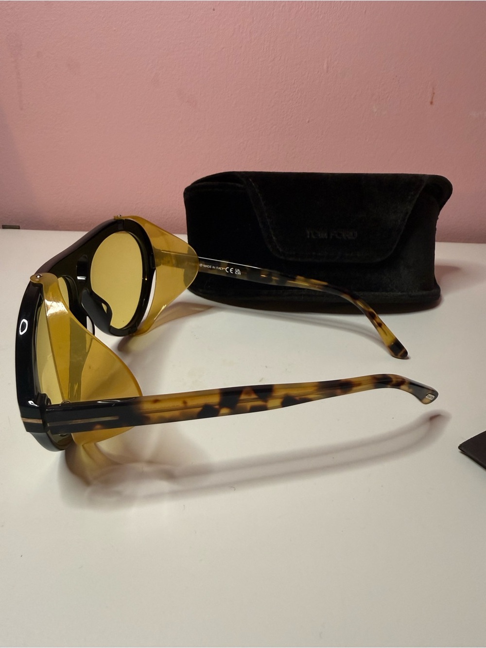 Tom Ford Neughman Sunglasses Black/Yellow - Picture 2 of 9